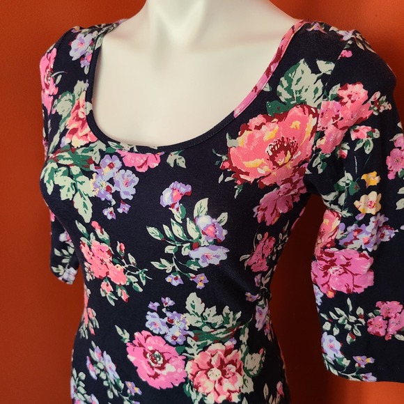 Tramp Dark Blue Floral Form Fitting Dress Bow Back - Picture 2 of 6